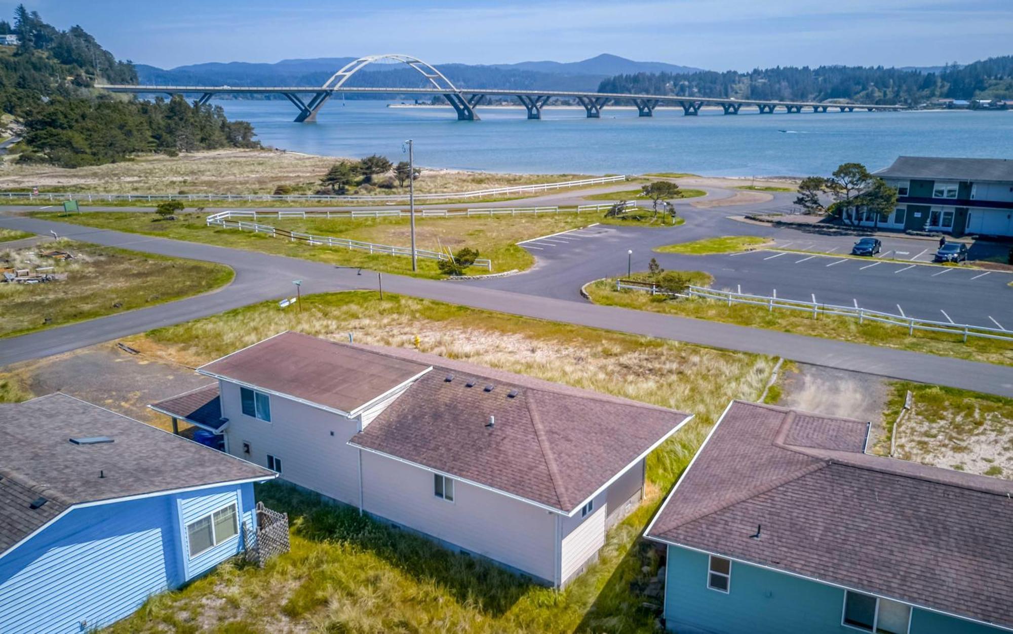 Amandas Cottage Waldport Exterior photo